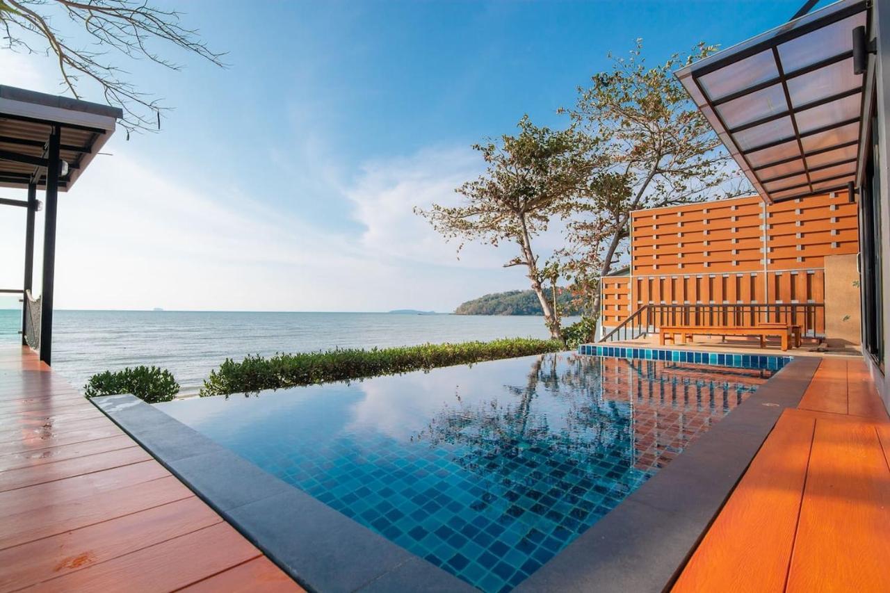 Koh Sirey Beachfront Pool Villa - 2 Bedrooms House Phuket Exterior photo