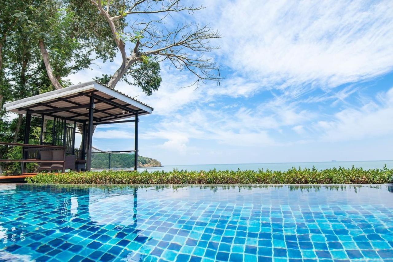 Koh Sirey Beachfront Pool Villa - 2 Bedrooms House Phuket Exterior photo